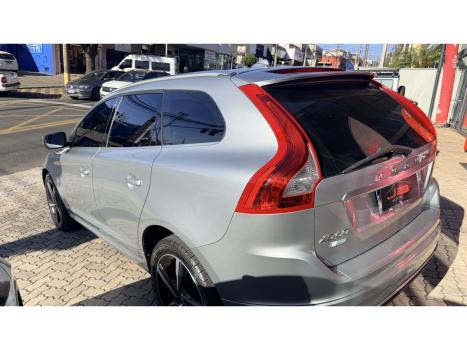 VOLVO XC60 2.0 4P T5 R DESIGN TURBO AUTOM�TICO, Foto 4