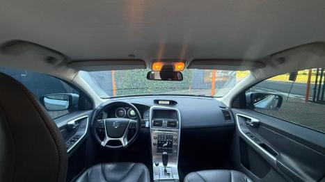 VOLVO XC60 3.0 4P T6 TURBO AWD AUTOM�TICO, Foto 8