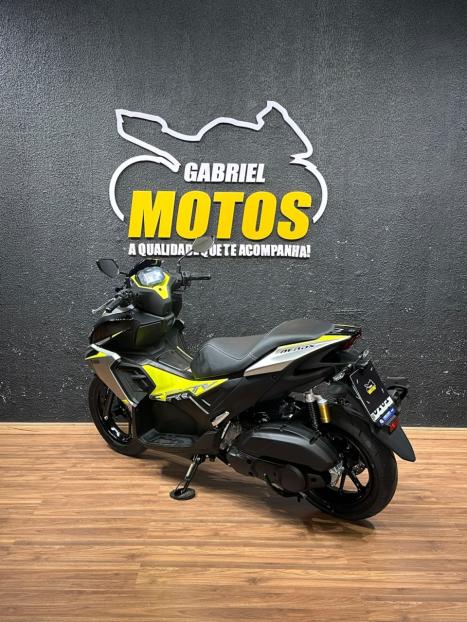 YAMAHA Aerox 160 ABS, Foto 5
