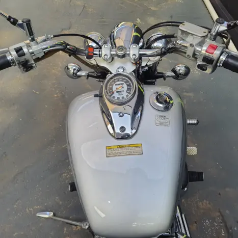 YAMAHA Drag Star 650, Foto 3