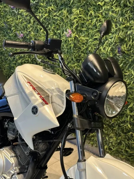 YAMAHA Factor 125 ED, Foto 5
