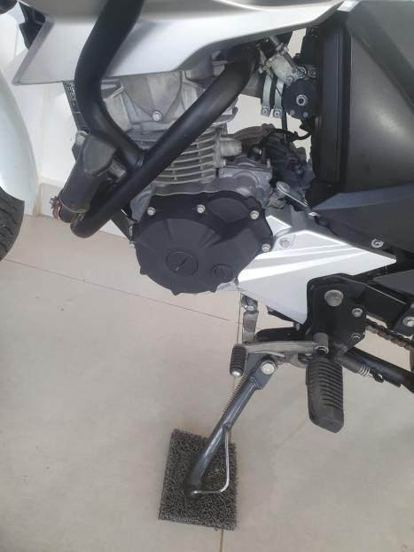 YAMAHA Fazer YS 150 SED, Foto 10