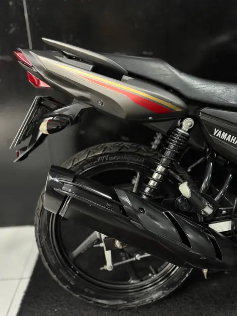 YAMAHA Fazer YS 150 SED, Foto 2