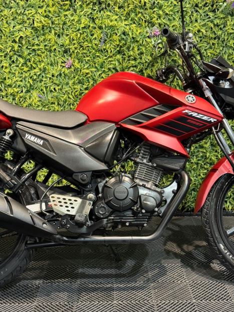 YAMAHA Fazer YS 150 SED, Foto 4