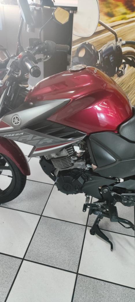YAMAHA Fazer YS 150 SED, Foto 5
