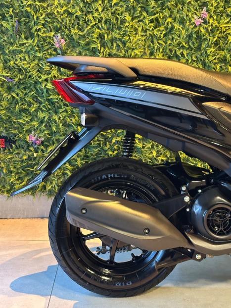 YAMAHA Fluo 125 ABS, Foto 8