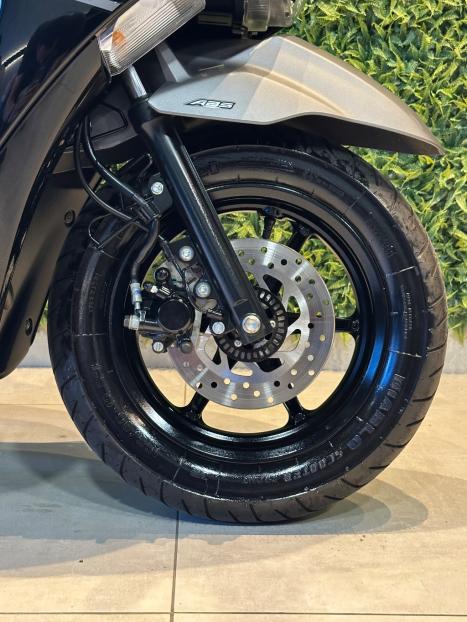 YAMAHA Fluo 125 ABS, Foto 9