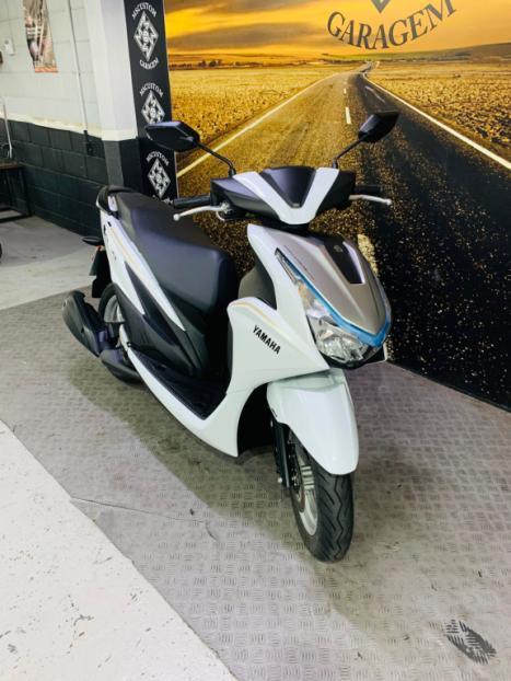 YAMAHA Fluo 125 ABS, Foto 6