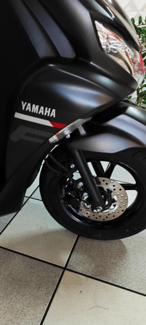 YAMAHA Fluo 125 ABS, Foto 8