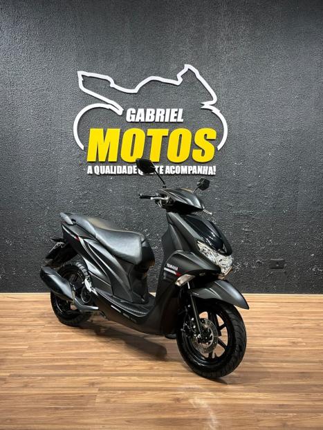 YAMAHA Fluo 125 ABS, Foto 3