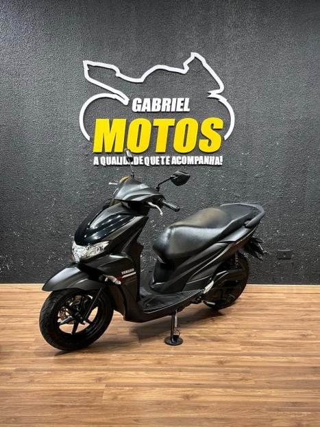YAMAHA Fluo 125 ABS, Foto 4