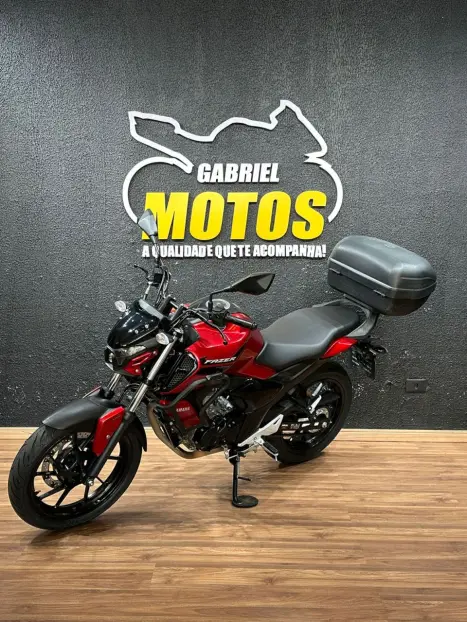 YAMAHA FZ 15 Fazer ABS, Foto 4