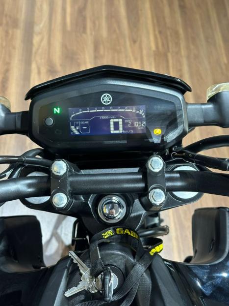 YAMAHA FZ 15 Fazer ABS, Foto 7