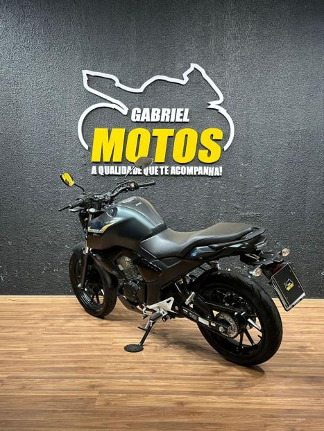 YAMAHA FZ 15 Fazer ABS, Foto 5