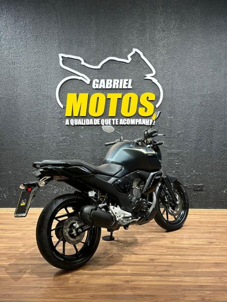 YAMAHA FZ 15 Fazer ABS, Foto 6