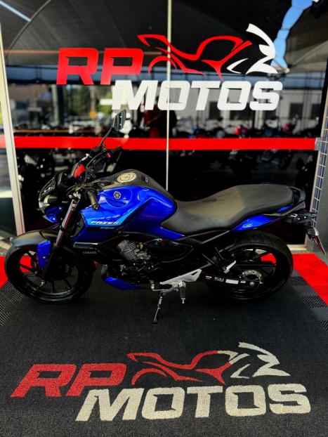 YAMAHA FZ 15 Fazer ABS, Foto 4