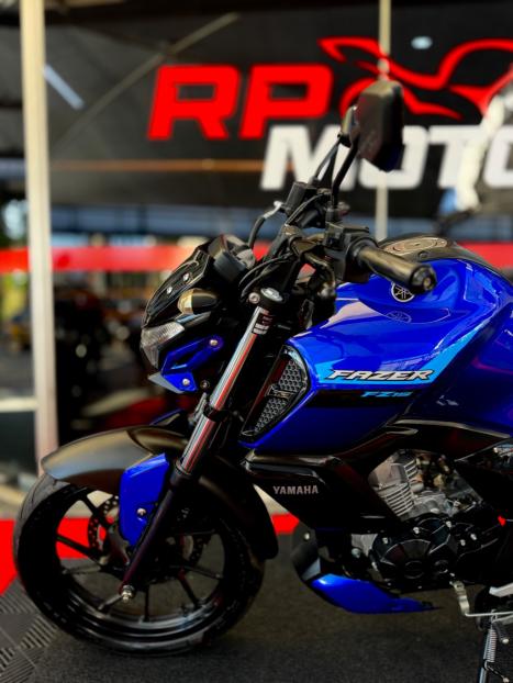 YAMAHA FZ 15 Fazer ABS, Foto 5