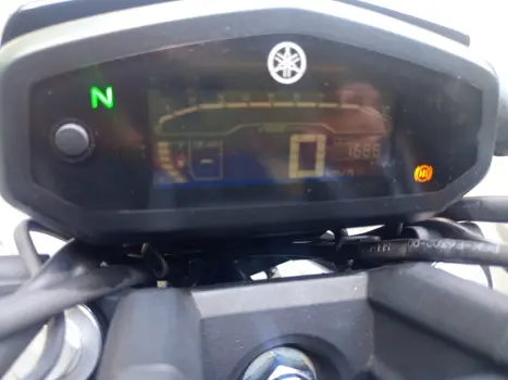 YAMAHA FZ 15 Fazer ABS, Foto 8