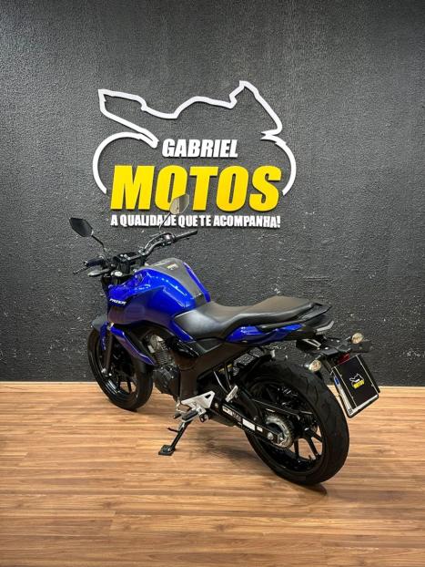 YAMAHA FZ 15 Fazer ABS, Foto 6