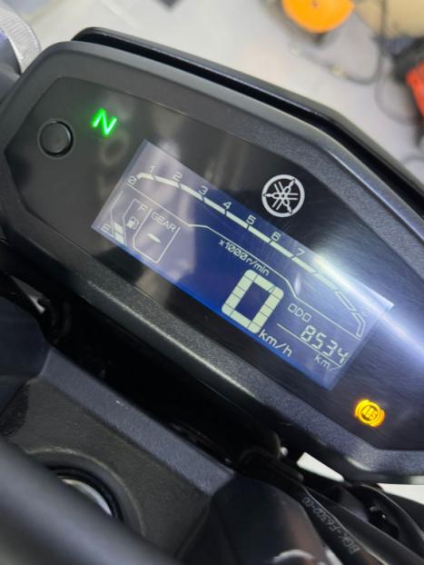 YAMAHA FZ 15 Fazer ABS, Foto 6