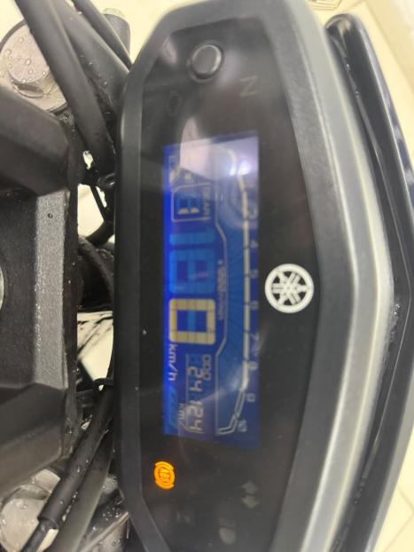 YAMAHA FZ 15 Fazer ABS, Foto 5