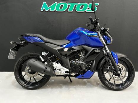 YAMAHA FZ 15 Fazer ABS, Foto 5