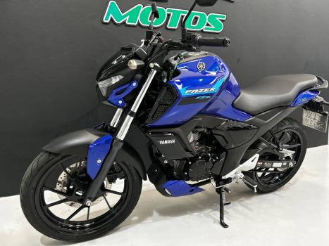 YAMAHA FZ 15 Fazer ABS, Foto 7