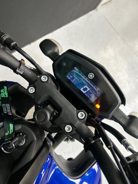 YAMAHA FZ 15 Fazer ABS, Foto 8