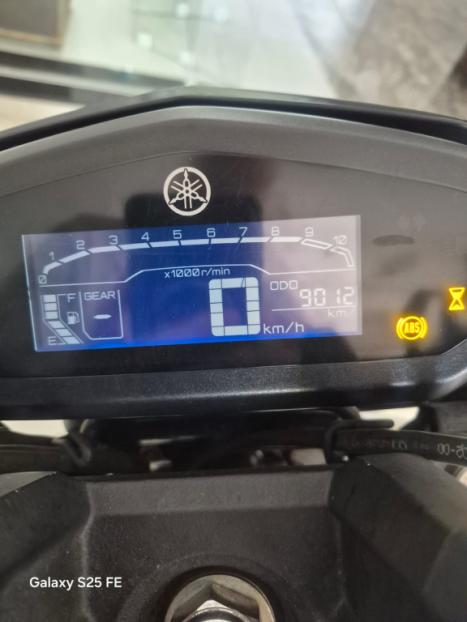 YAMAHA FZ 15 Fazer ABS, Foto 4