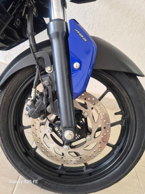 YAMAHA FZ 15 Fazer ABS, Foto 15
