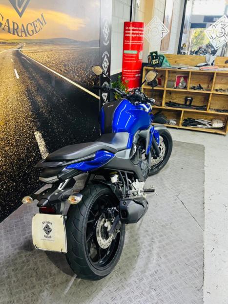 YAMAHA FZ 15 Fazer ABS, Foto 7