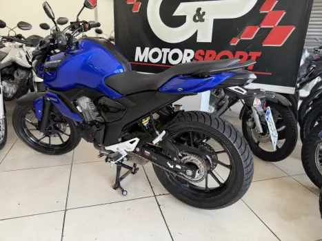 YAMAHA FZ 15 Fazer ABS, Foto 5