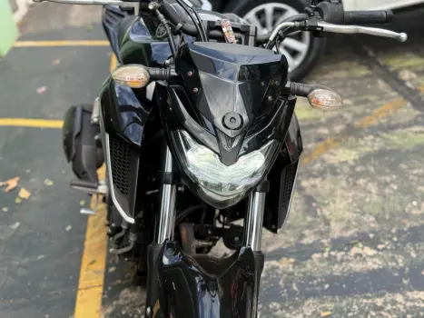 YAMAHA FZ 25 250 Fazer Flex , Foto 3