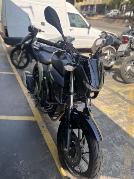 YAMAHA FZ 25 250 Fazer Flex , Foto 3