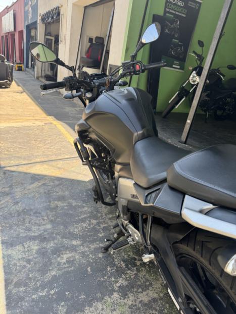 YAMAHA FZ 25 250 Fazer Flex , Foto 5