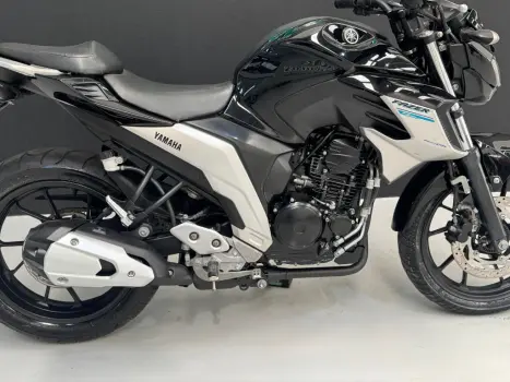 YAMAHA FZ 25 250 Fazer Flex , Foto 4 YAMAHA FZ 25 250 Fazer Flex , Foto 4