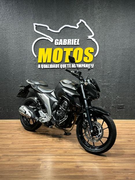 YAMAHA FZ 25 250 Fazer Flex , Foto 3