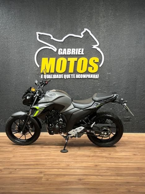 YAMAHA FZ 25 250 Fazer Flex , Foto 2