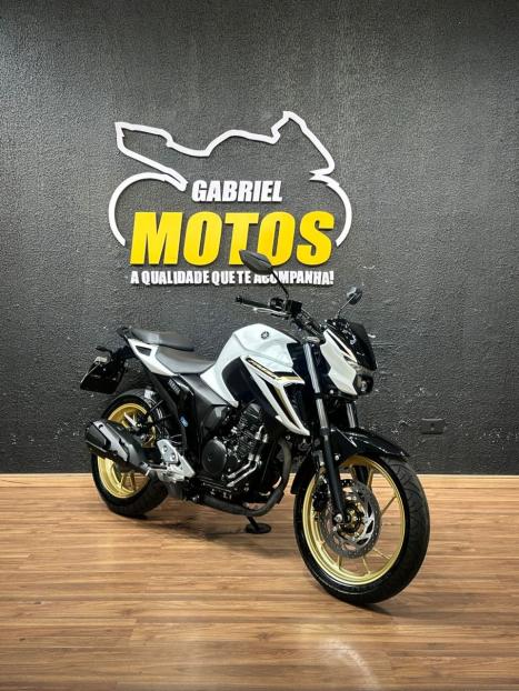 YAMAHA FZ 25 250 Fazer Flex , Foto 3 YAMAHA FZ 25 250 Fazer Flex , Foto 3