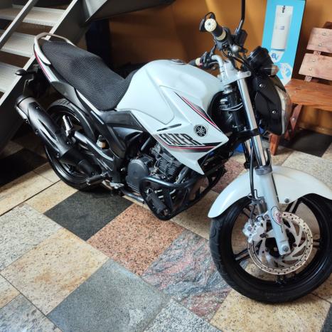 YAMAHA FZ 25 250 Fazer Flex , Foto 1