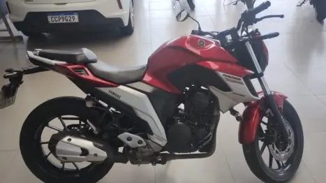 YAMAHA FZ 25 250 Fazer Flex , Foto 3