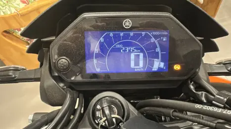 YAMAHA FZ 25 250 Fazer Flex , Foto 2
