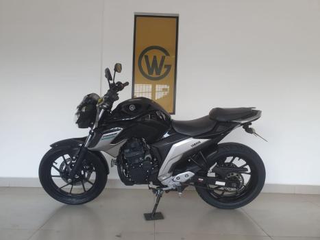 YAMAHA FZ 25 250 Fazer Flex , Foto 2