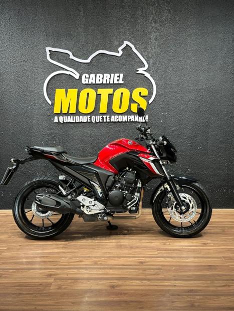 YAMAHA FZ 25 250 Fazer Flex , Foto 1
