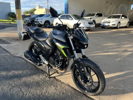 YAMAHA FZ 25 250 Fazer Flex , Foto 3