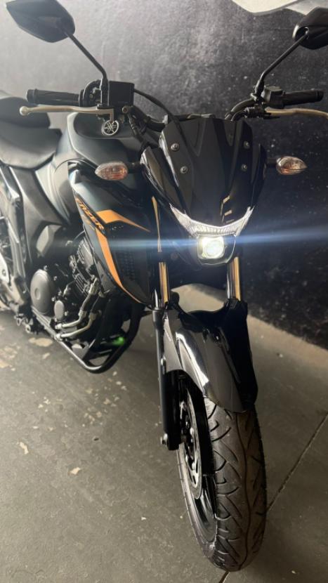 YAMAHA FZ 25 250 Fazer Flex , Foto 4