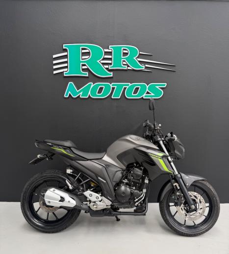 YAMAHA FZ 25 250 Fazer Flex , Foto 1