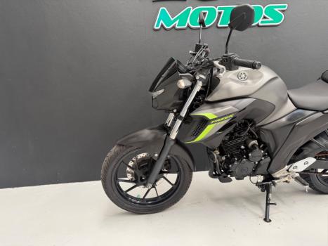 YAMAHA FZ 25 250 Fazer Flex , Foto 6
