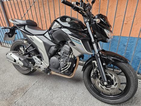 YAMAHA FZ 25 250 Fazer Flex , Foto 1