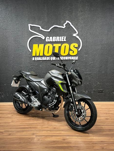 YAMAHA FZ 25 250 Fazer Flex , Foto 3